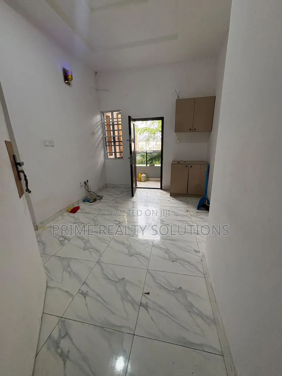 Mini Flat in Lekki Expressway for rent