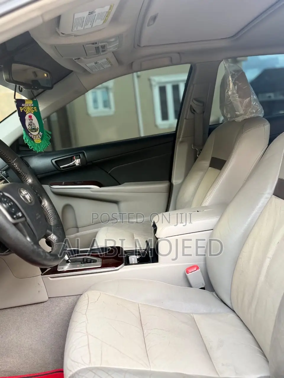 Toyota Camry XLE 4dr Sedan w/Prod. End 11/13 (3.5L 6cyl 6A) 2014 Silver