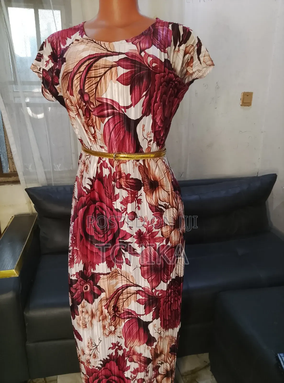 Floral Elegant Pleated Maxi Dress