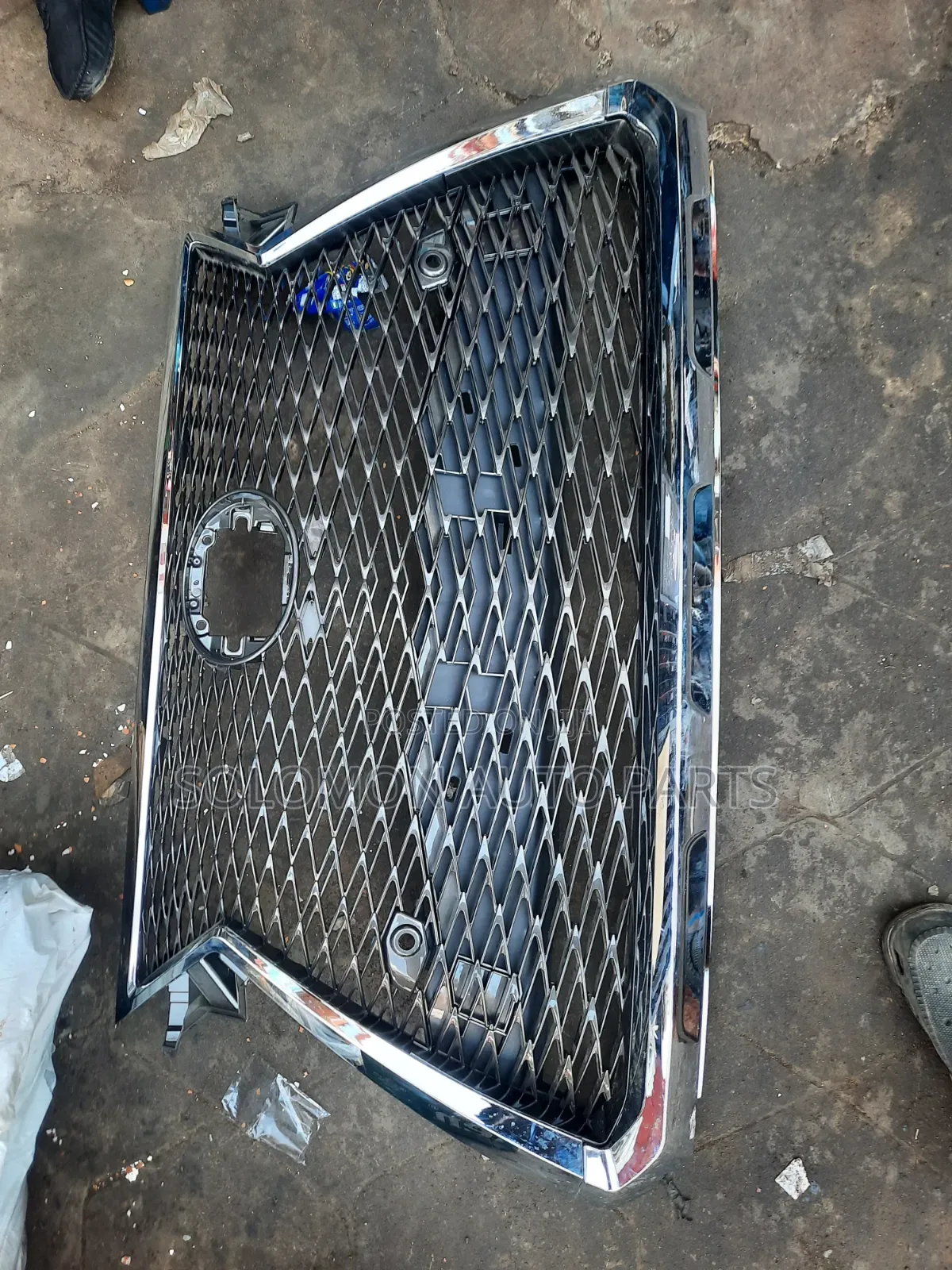 Rx350 2016 2017 2018 Front Grill Complete With 360-Degree Camera Hole
