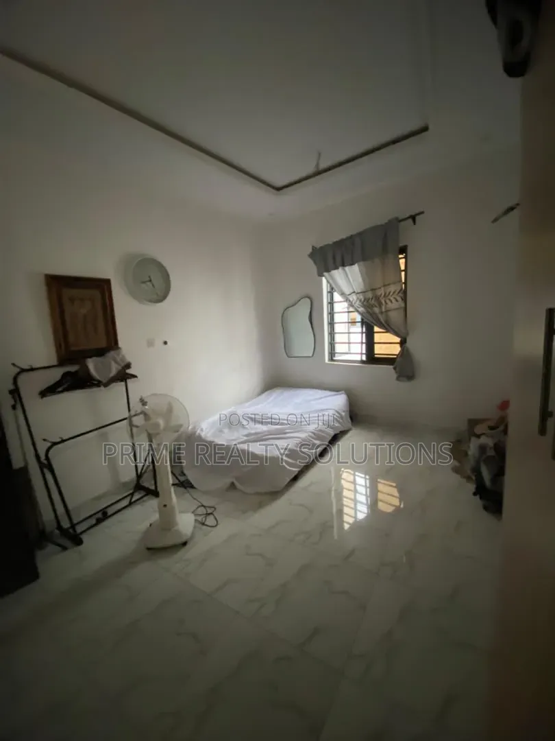 1bdrm Shared Apartment in Jakande for rent