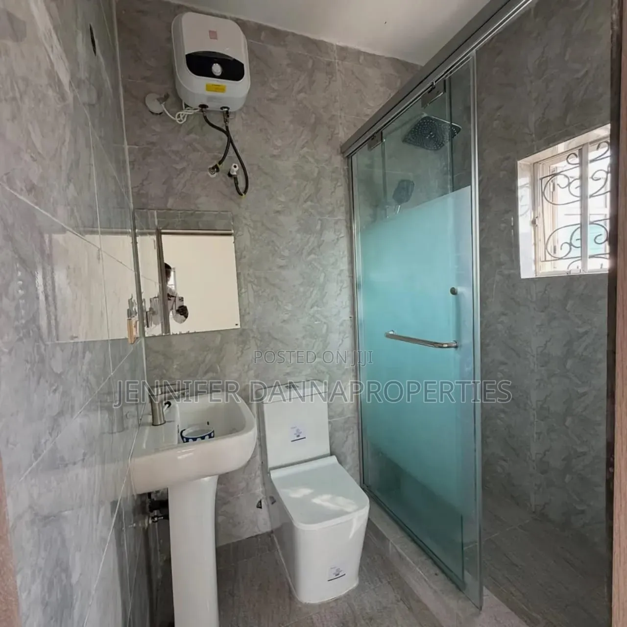 4bdrm Duplex in Bogije for sale