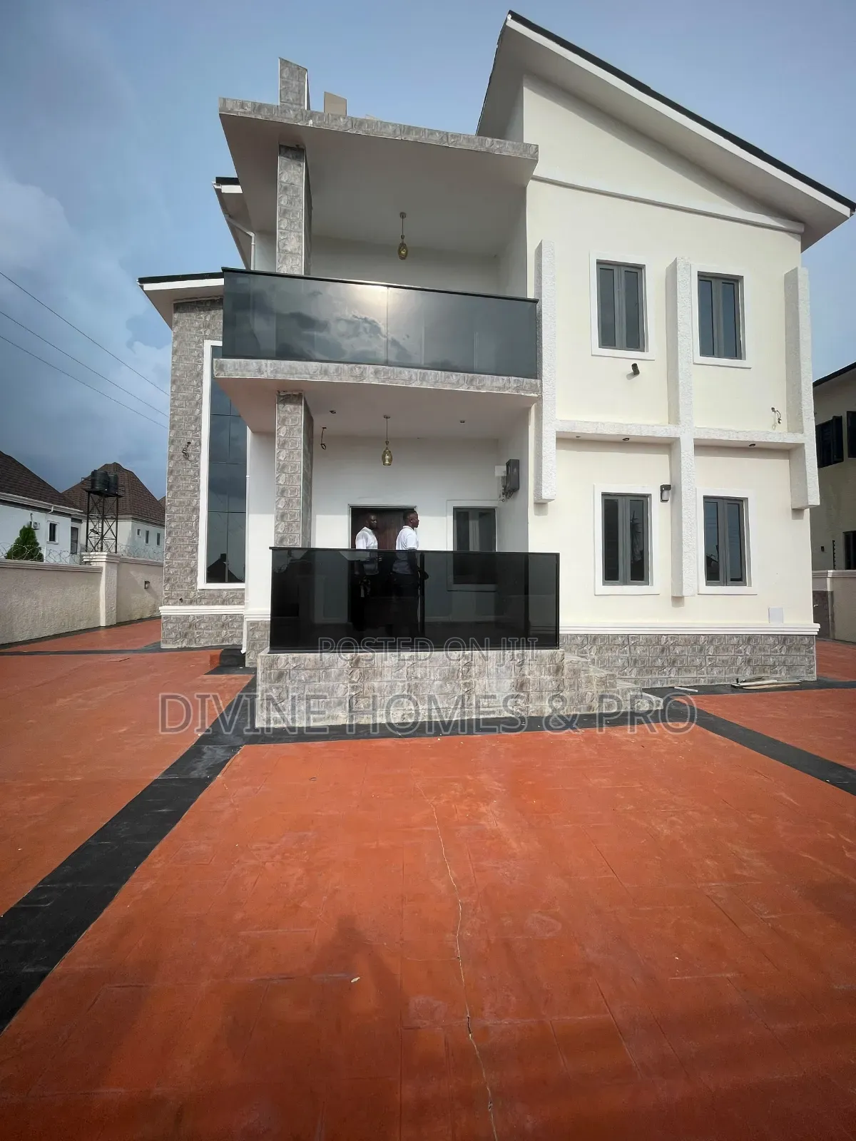 4bdrm Duplex in Lugbe District for rent
