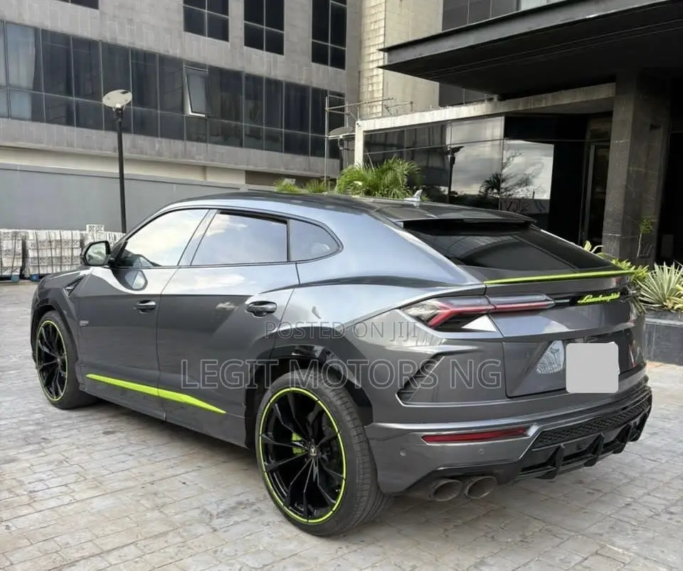 Lamborghini Urus Base 4dr AWD 2020 Gray