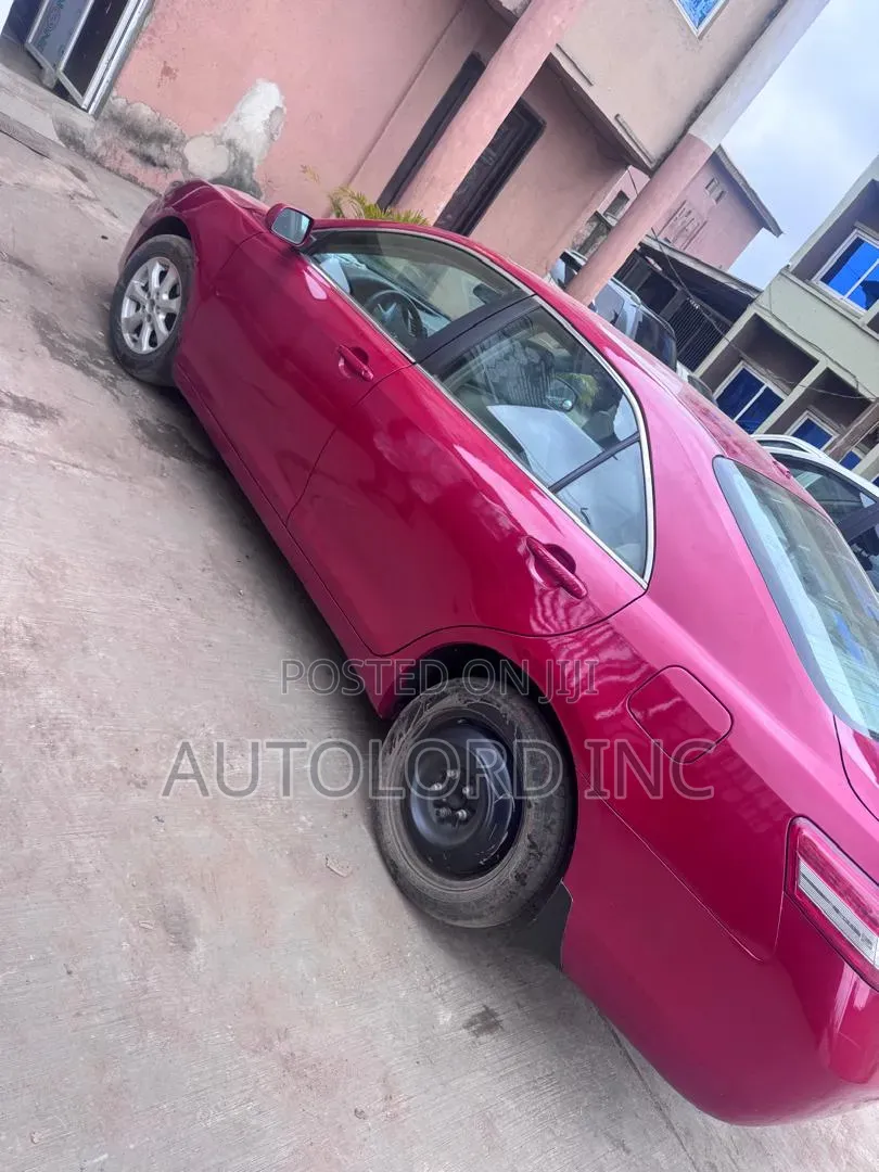 Toyota Camry LE 4dr Sedan (2.5L 4cyl 6AM) 2010 Red
