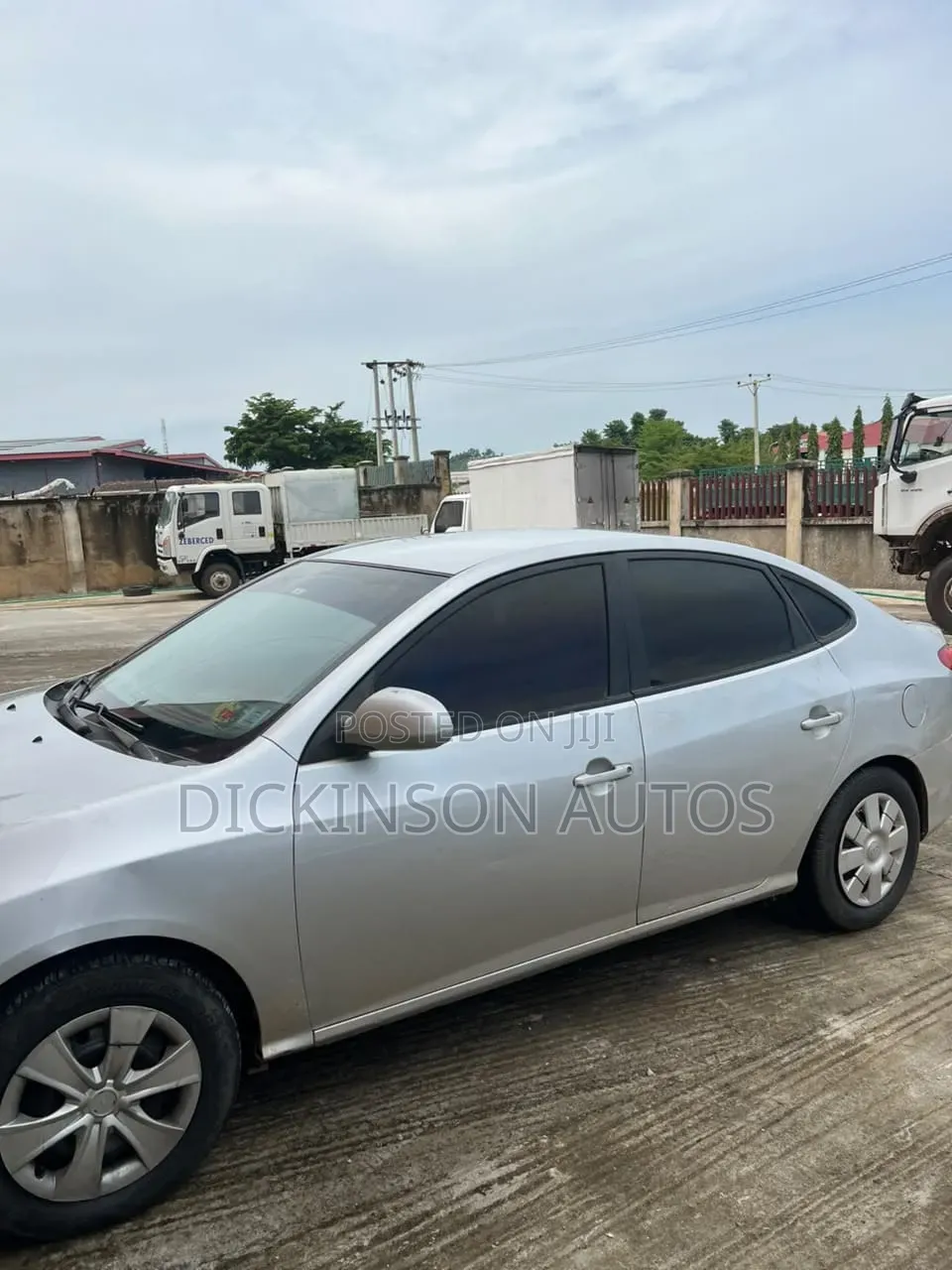 Hyundai Elantra 2009 White