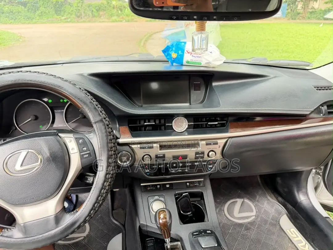 Lexus ES 350 FWD 2014 Silver