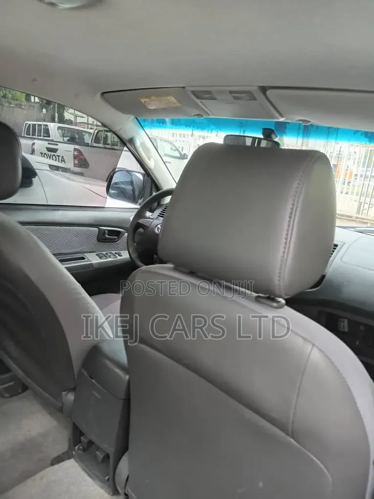 Toyota Hilux 2013 White