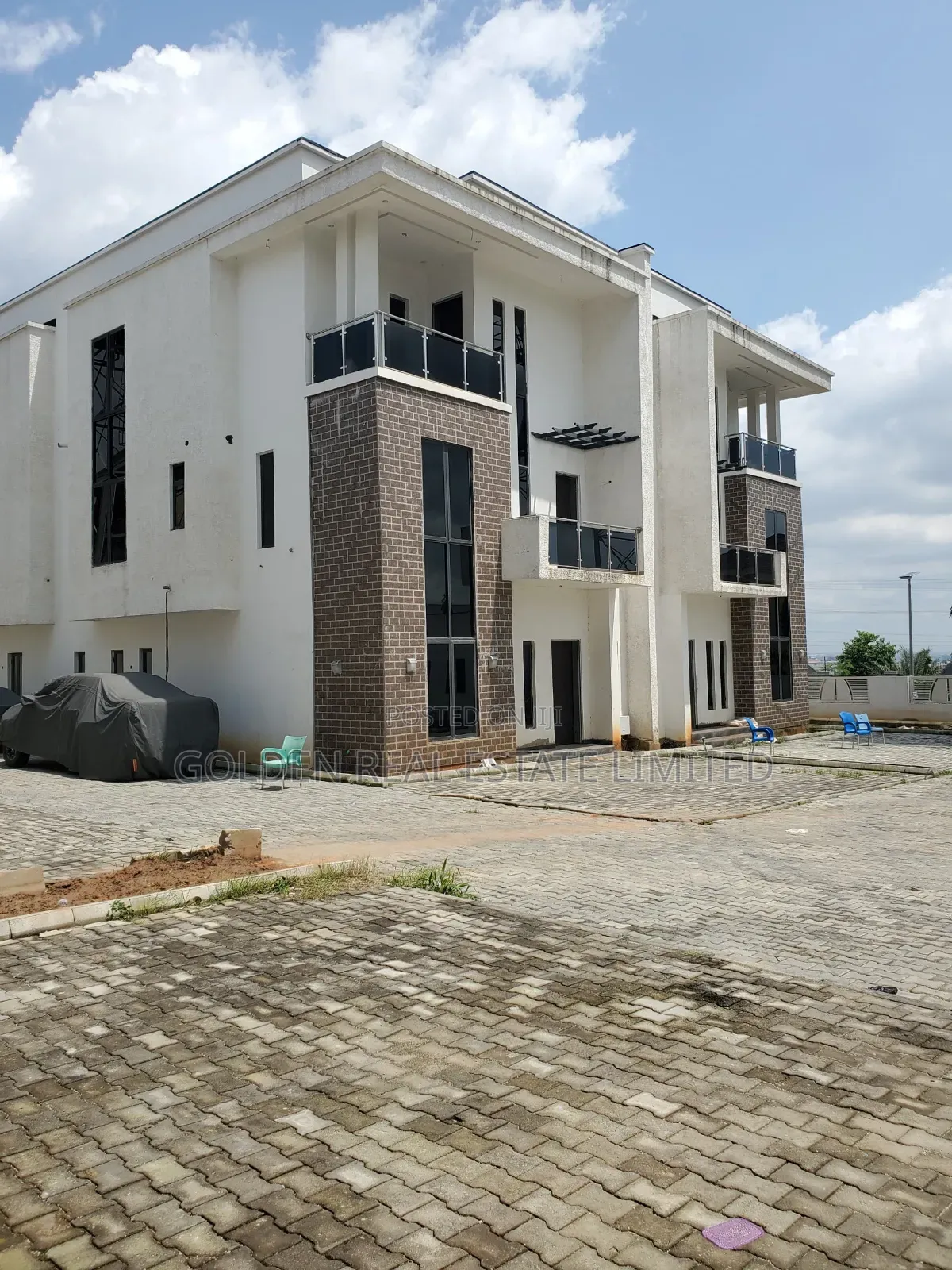4bdrm Duplex in Katampe Extension for sale