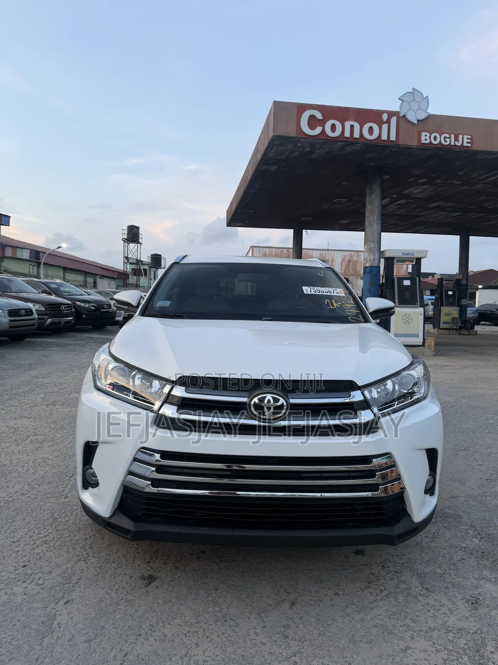 Toyota Highlander XLE V6 4x4 (3.5L 6cyl 6A) 2016 White