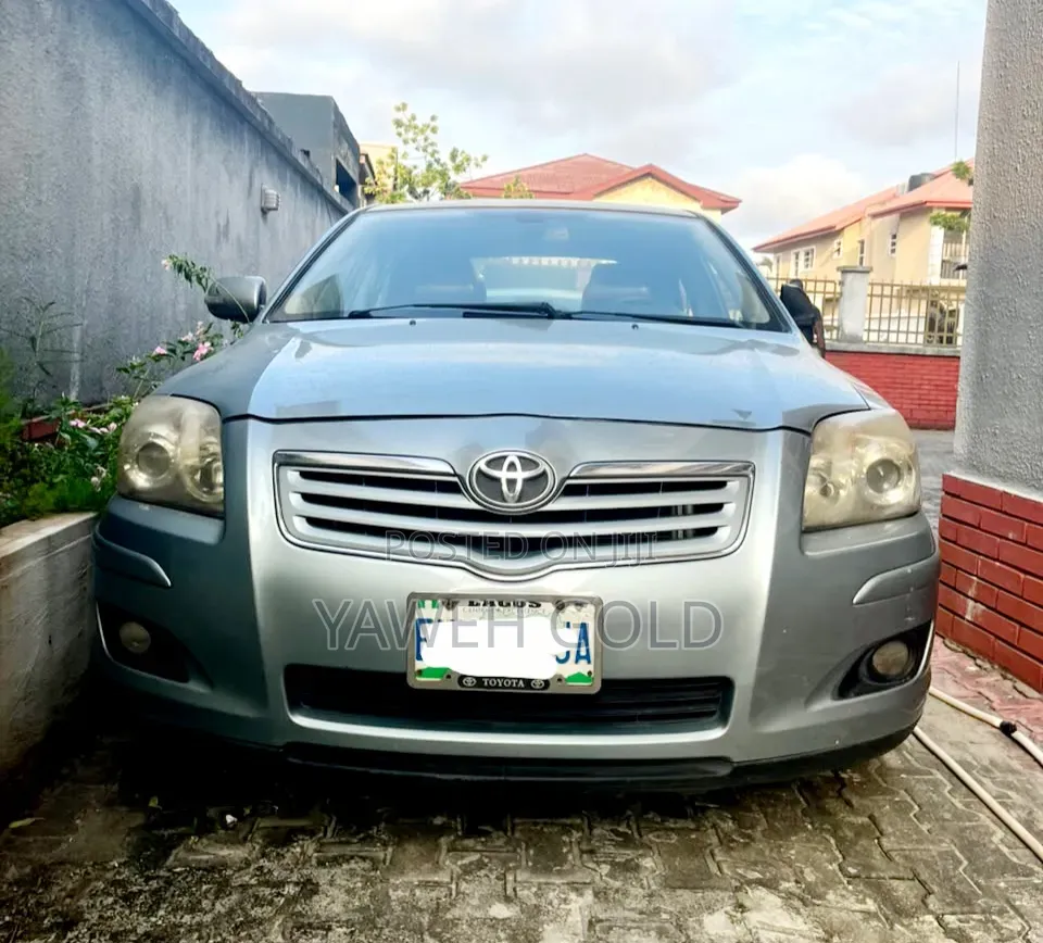 Toyota Avensis 2.0 D-4D 2006 Green
