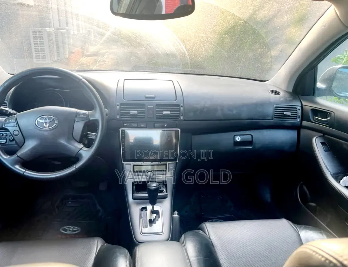 Toyota Avensis 2.0 D-4D 2006 Green