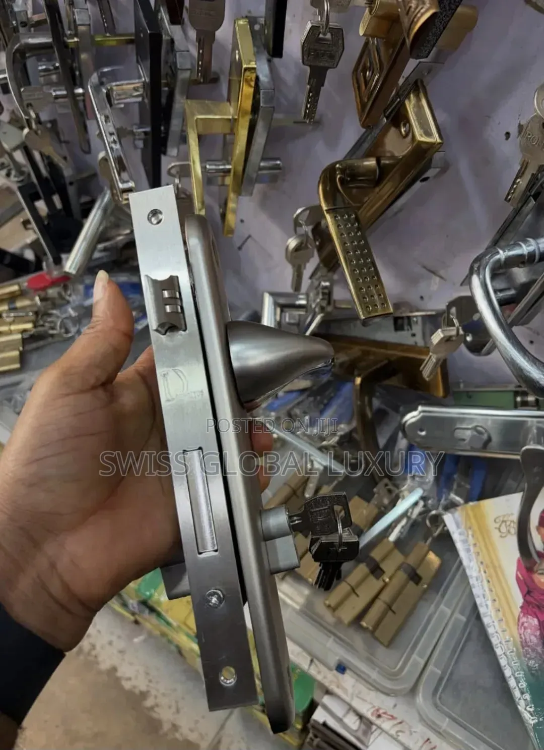 Turkey Door Handle Complete With the Engine,