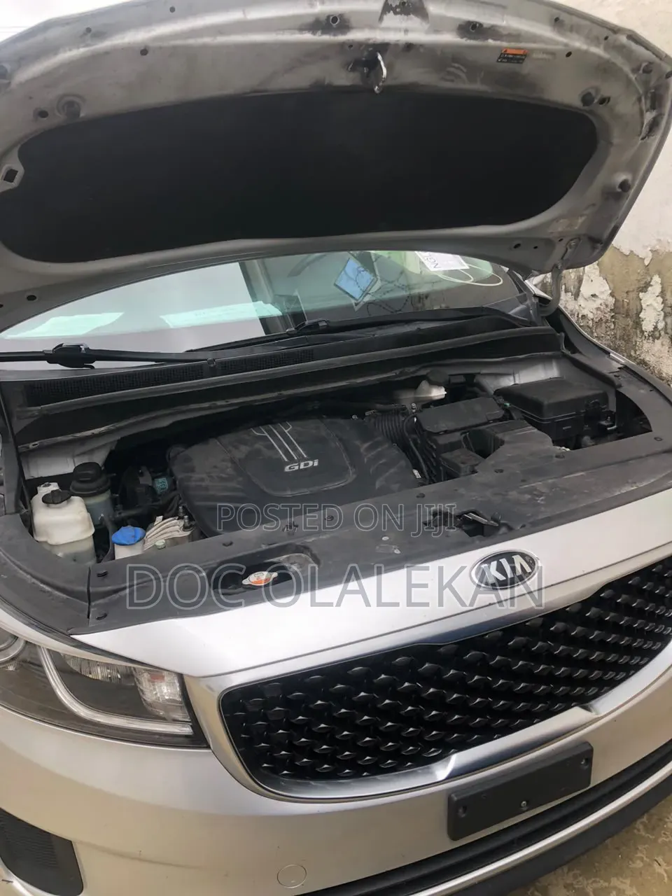 Kia Sedona 2017 Silver