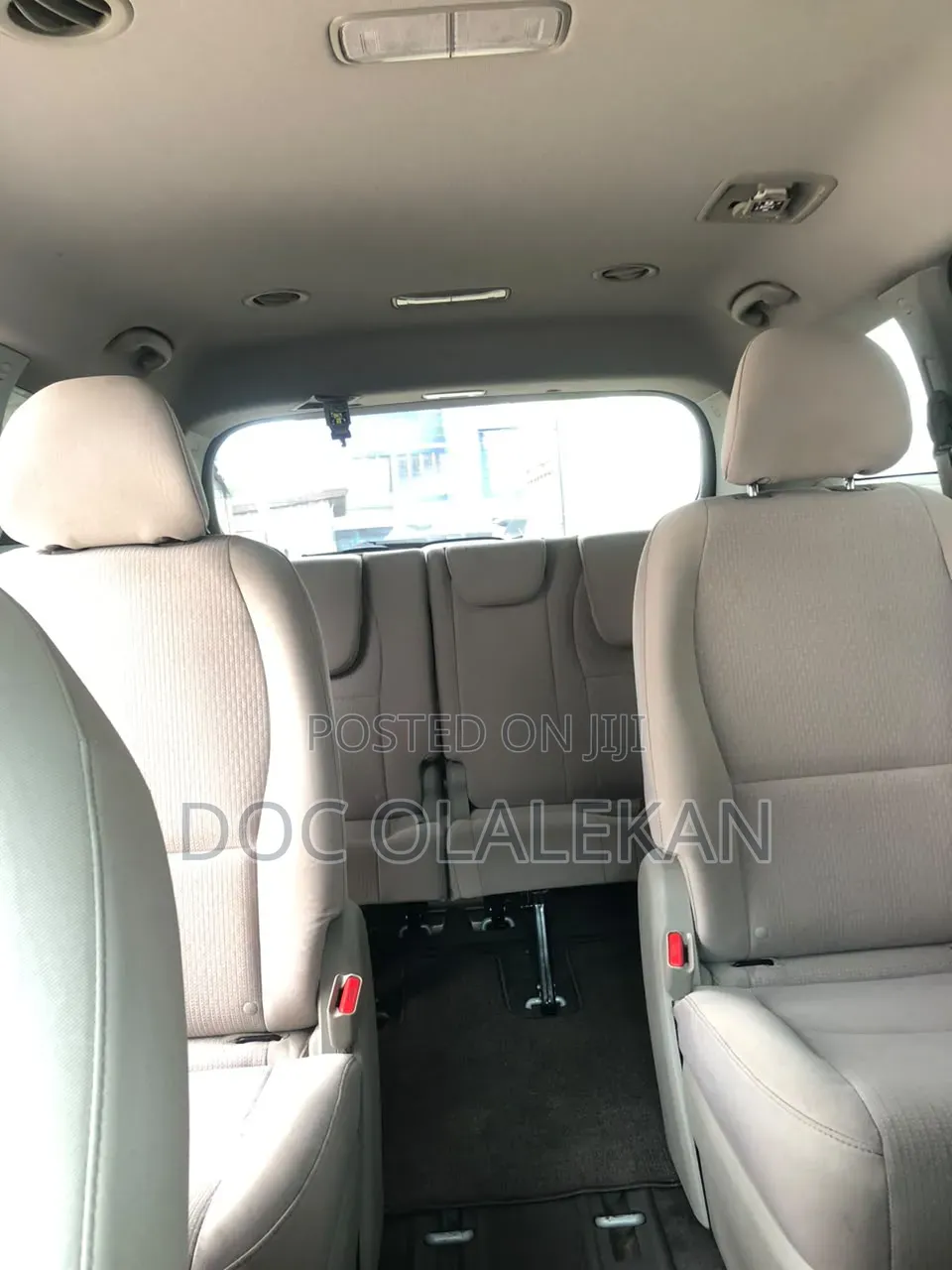 Kia Sedona 2017 Silver