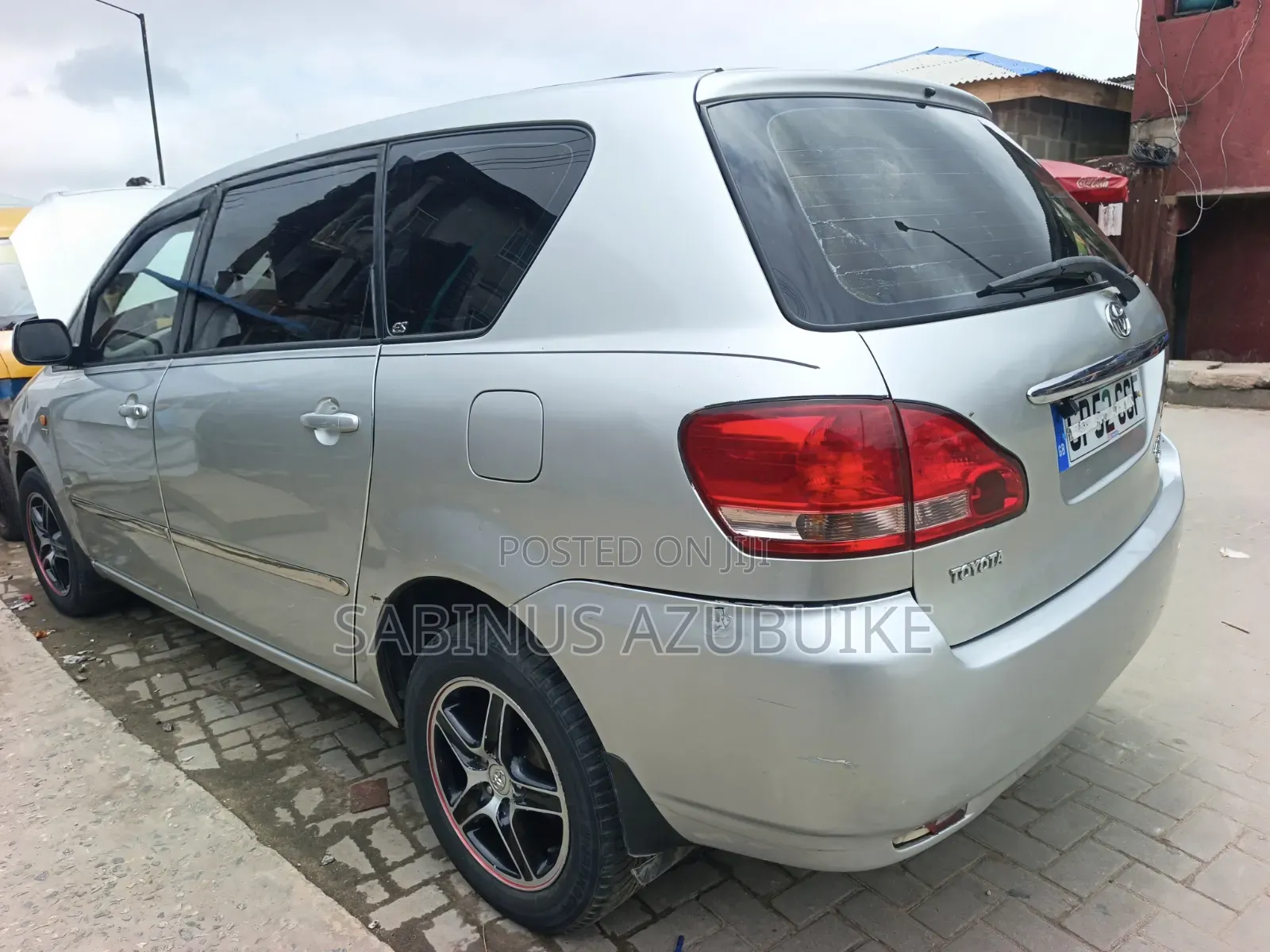 Toyota Avensis Verso 2.0 Petrol 2006 Silver