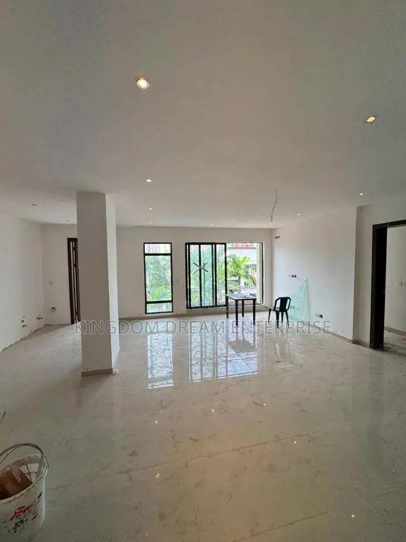 2bdrm Apartment in Ikoyi Lagos, Gerard Road for sale