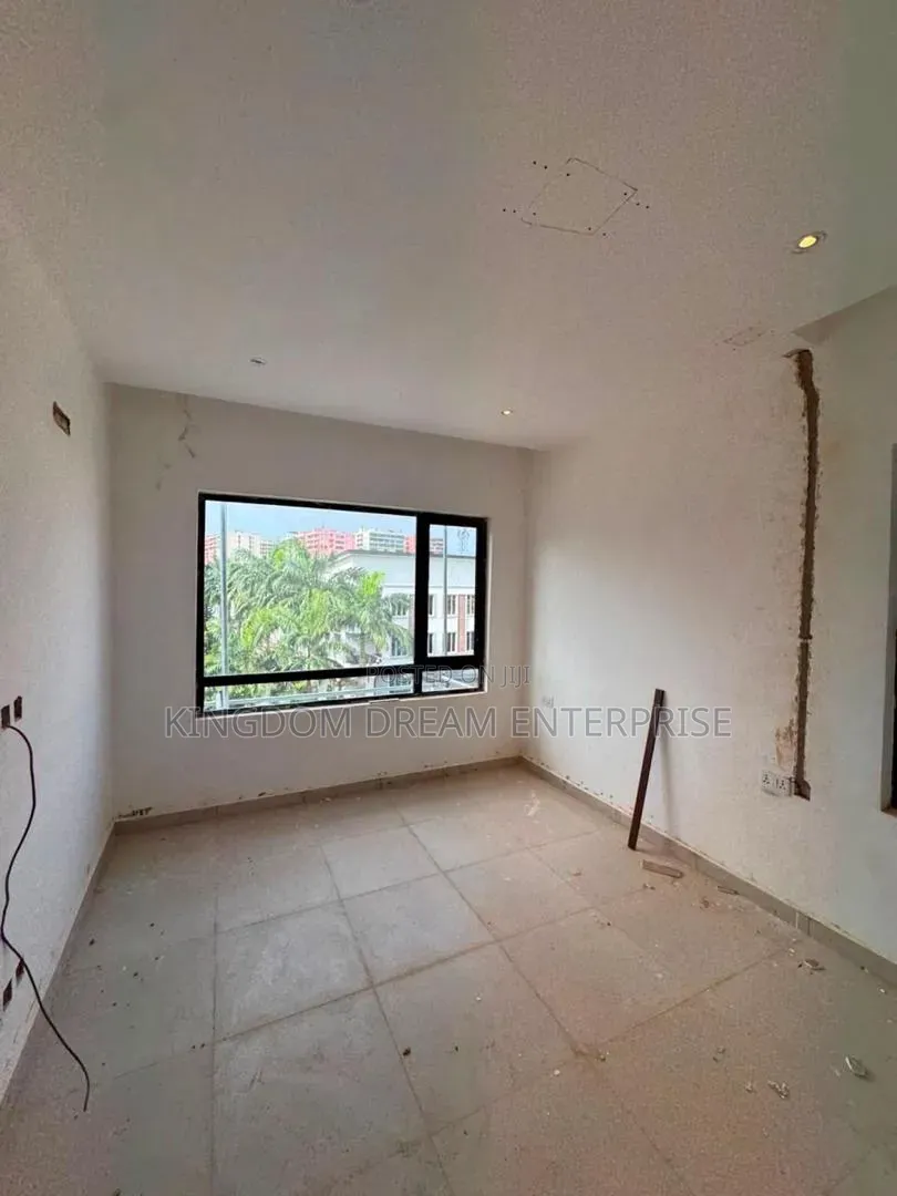 2bdrm Apartment in Ikoyi Lagos, Gerard Road for sale