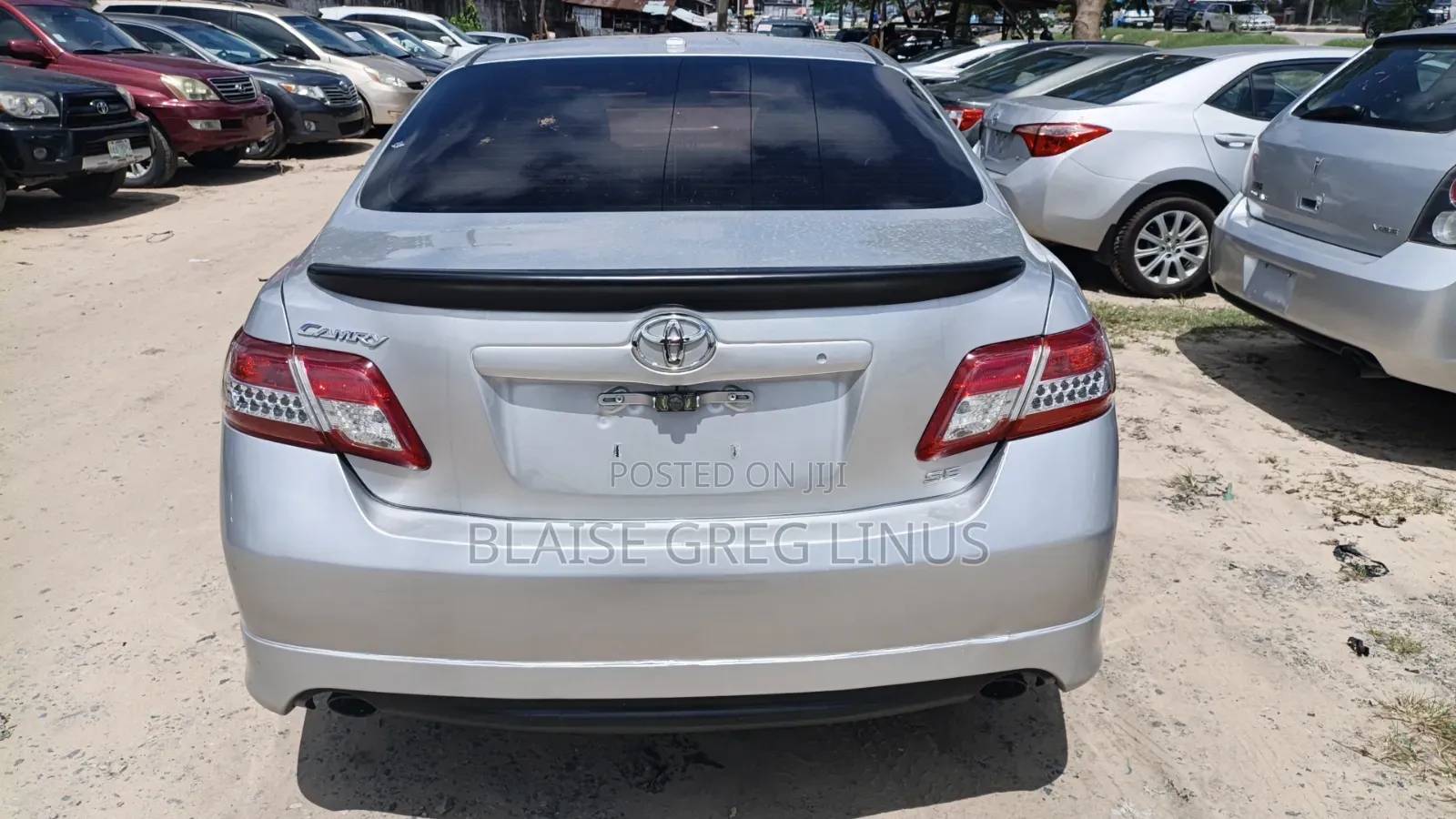 Toyota Camry 2010 Silver
