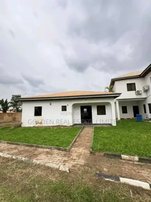 2bdrm Bungalow in Wuye for rent