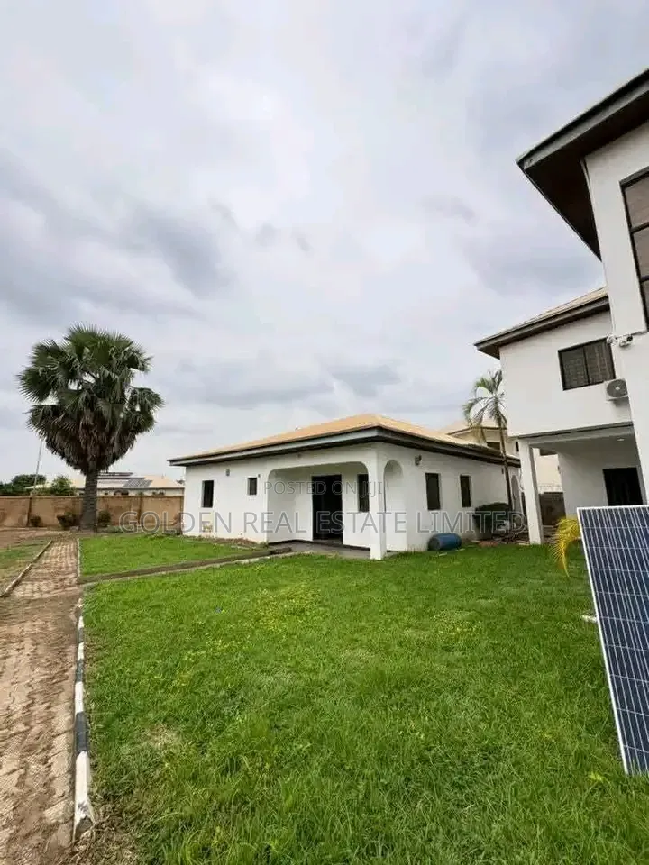 2bdrm Bungalow in Wuye for rent