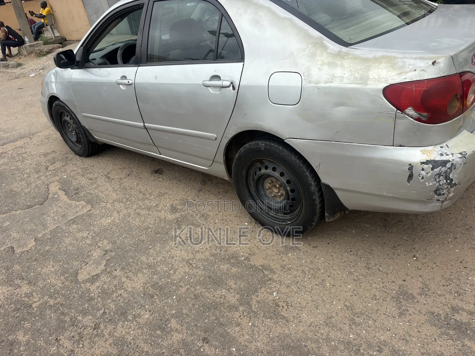 Toyota Corolla LE 2005 Silver