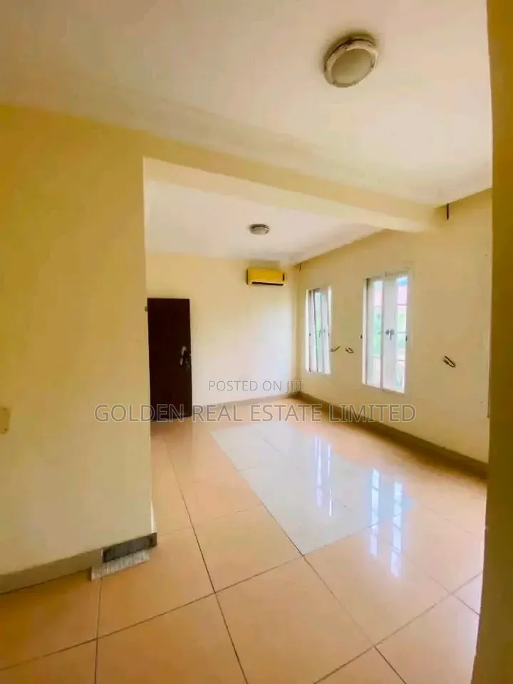 3bdrm Townhouse / Terrace in Asokoro for rent