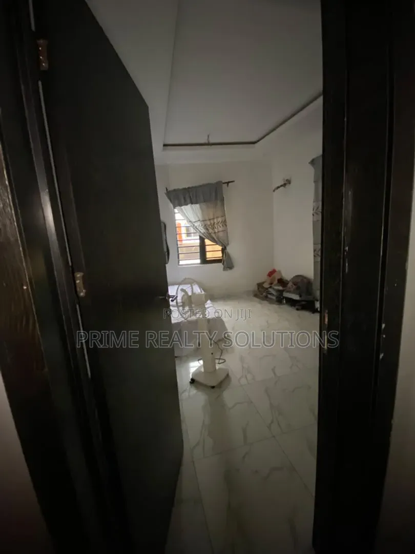 1bdrm Shared Apartment in Jakande for rent