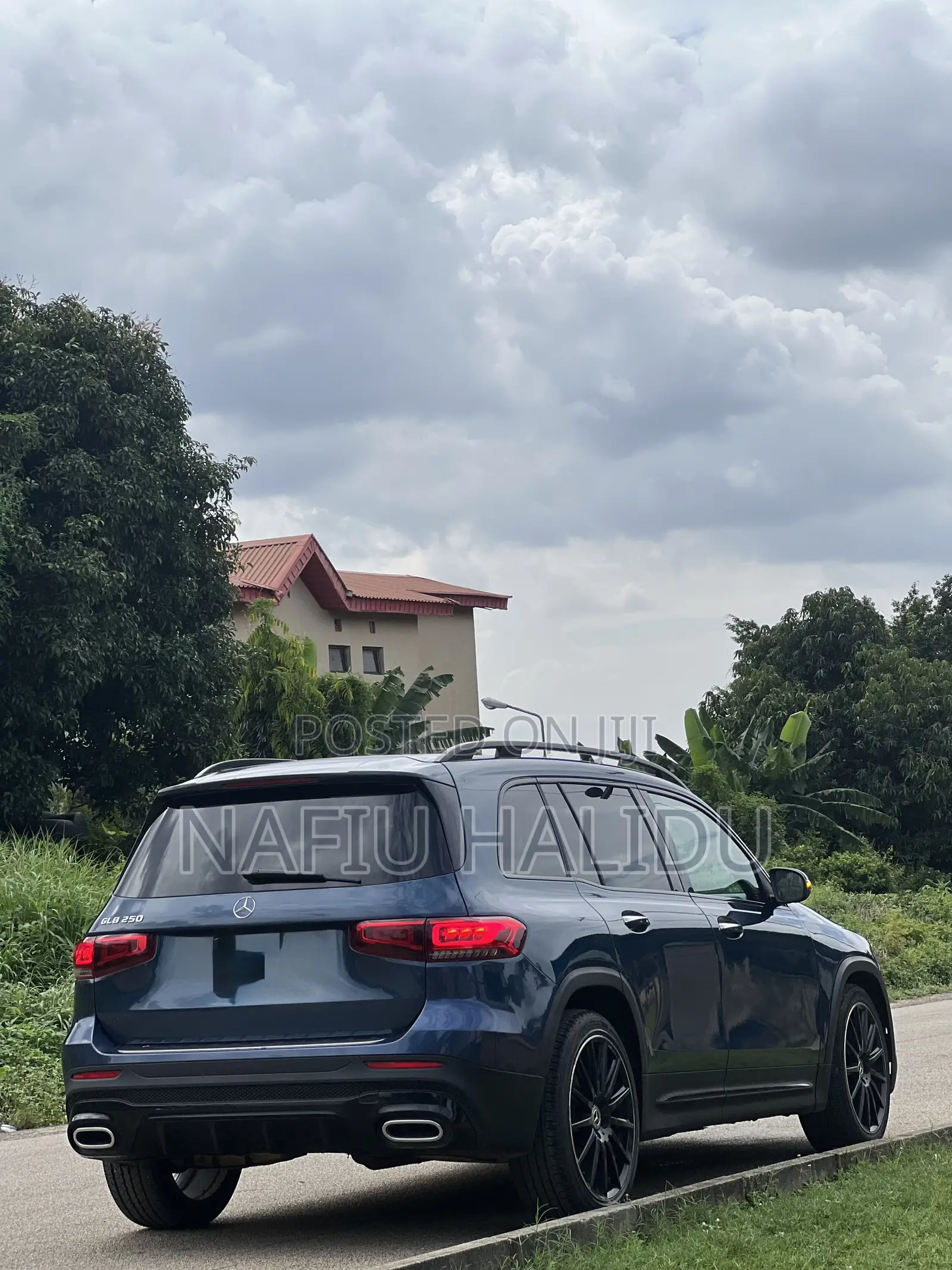 Mercedes-Benz GLB-Class 2020 Blue