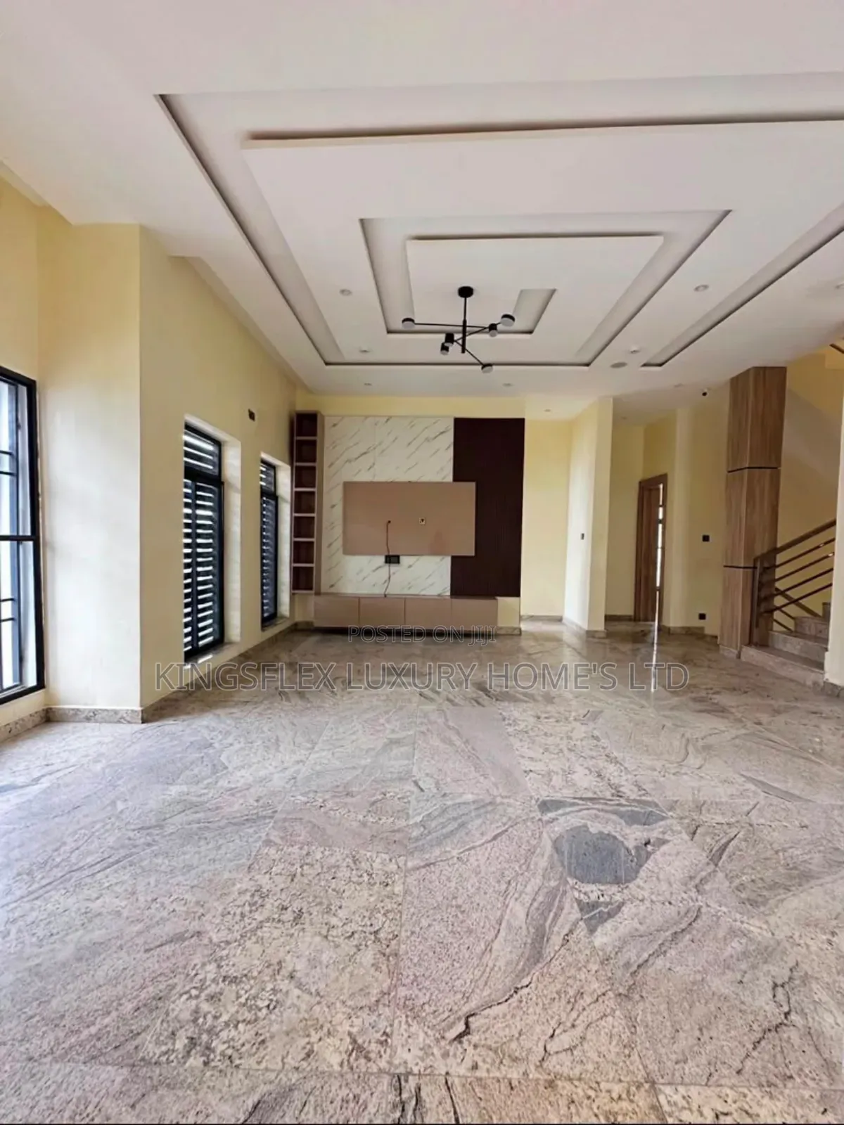 4bdrm Duplex in Estate, Jahi for sale