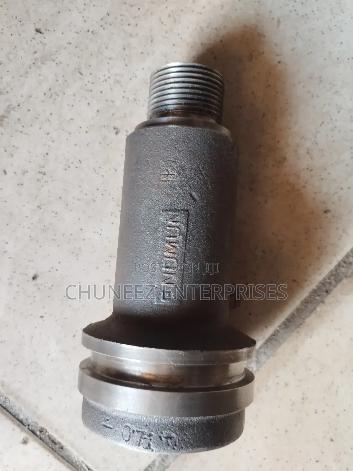 Caterpillar Adapter