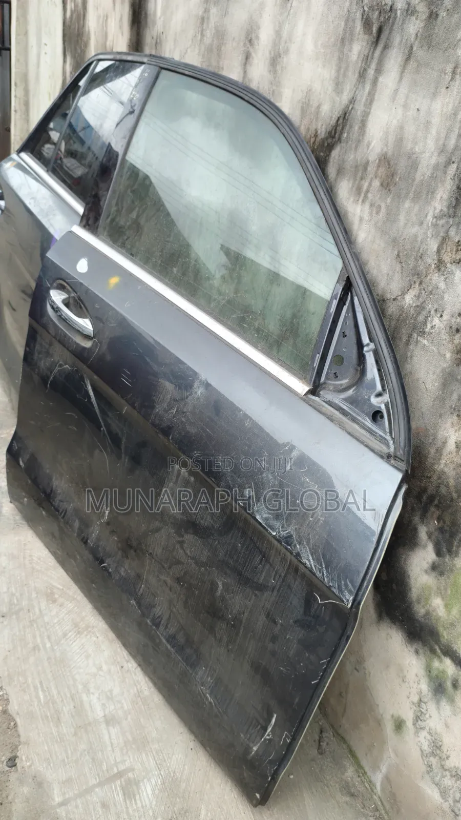2014 Model Mercedes Benz GL 450 Door.