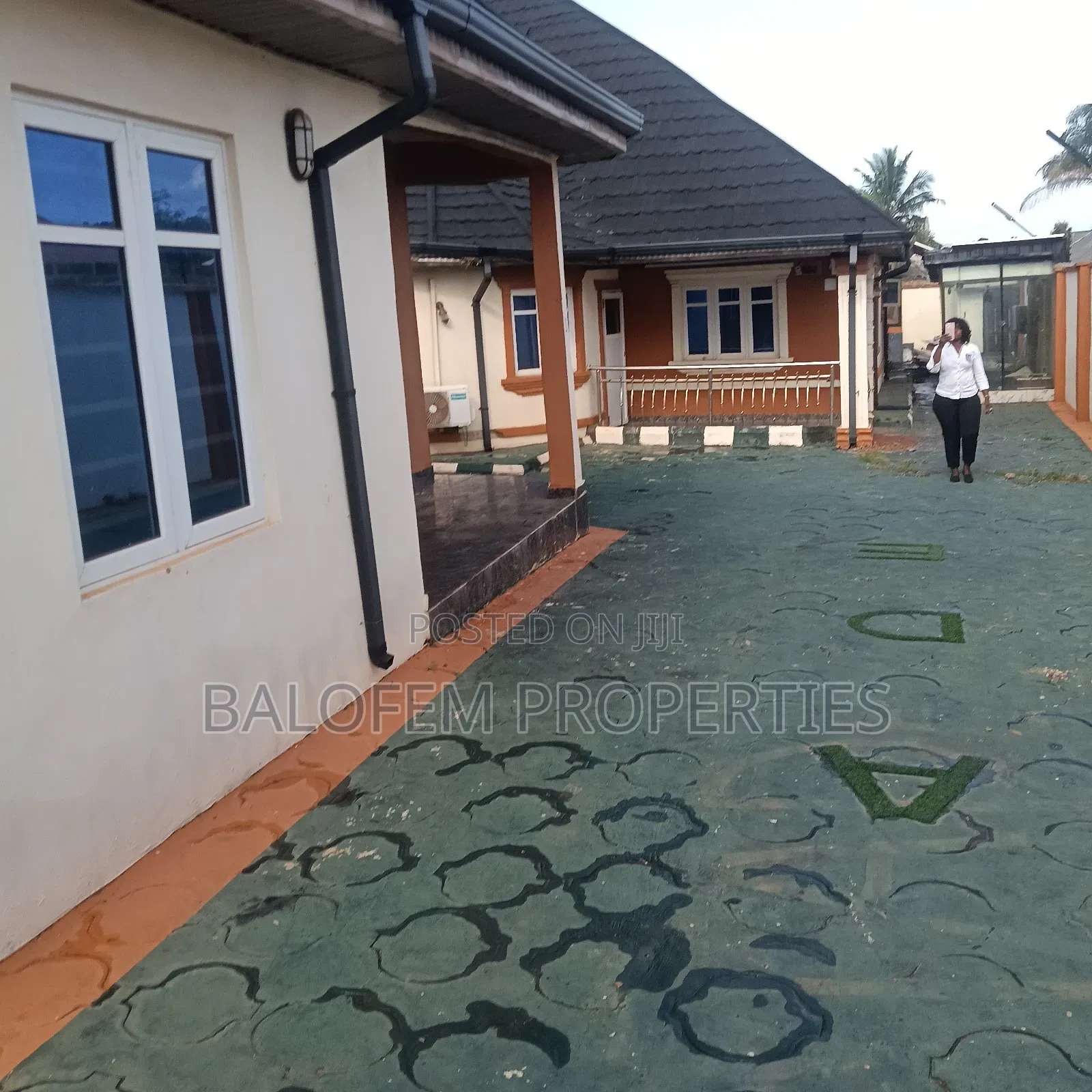 Furnished 7bdrm House in Balofem Properties &, Abeokuta North for sale