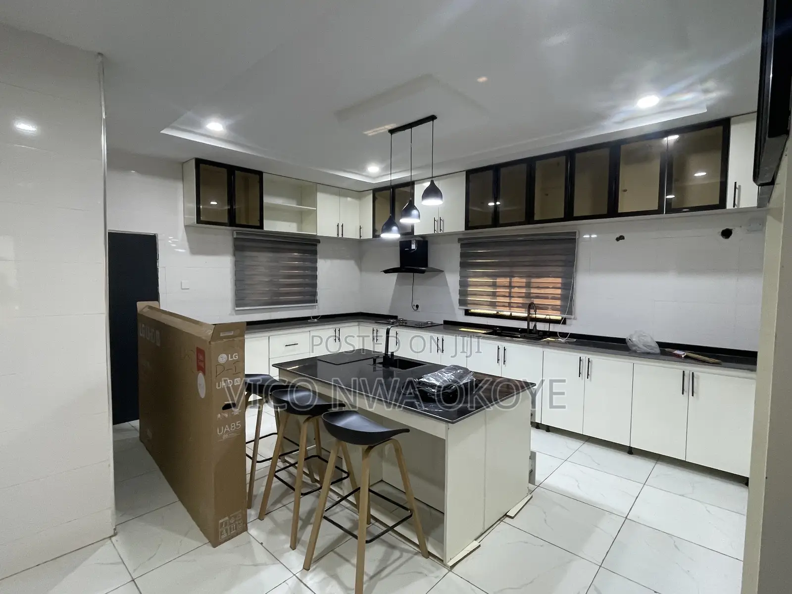 Furnished 5bdrm Duplex in Seman Estate, Lugbe District for rent
