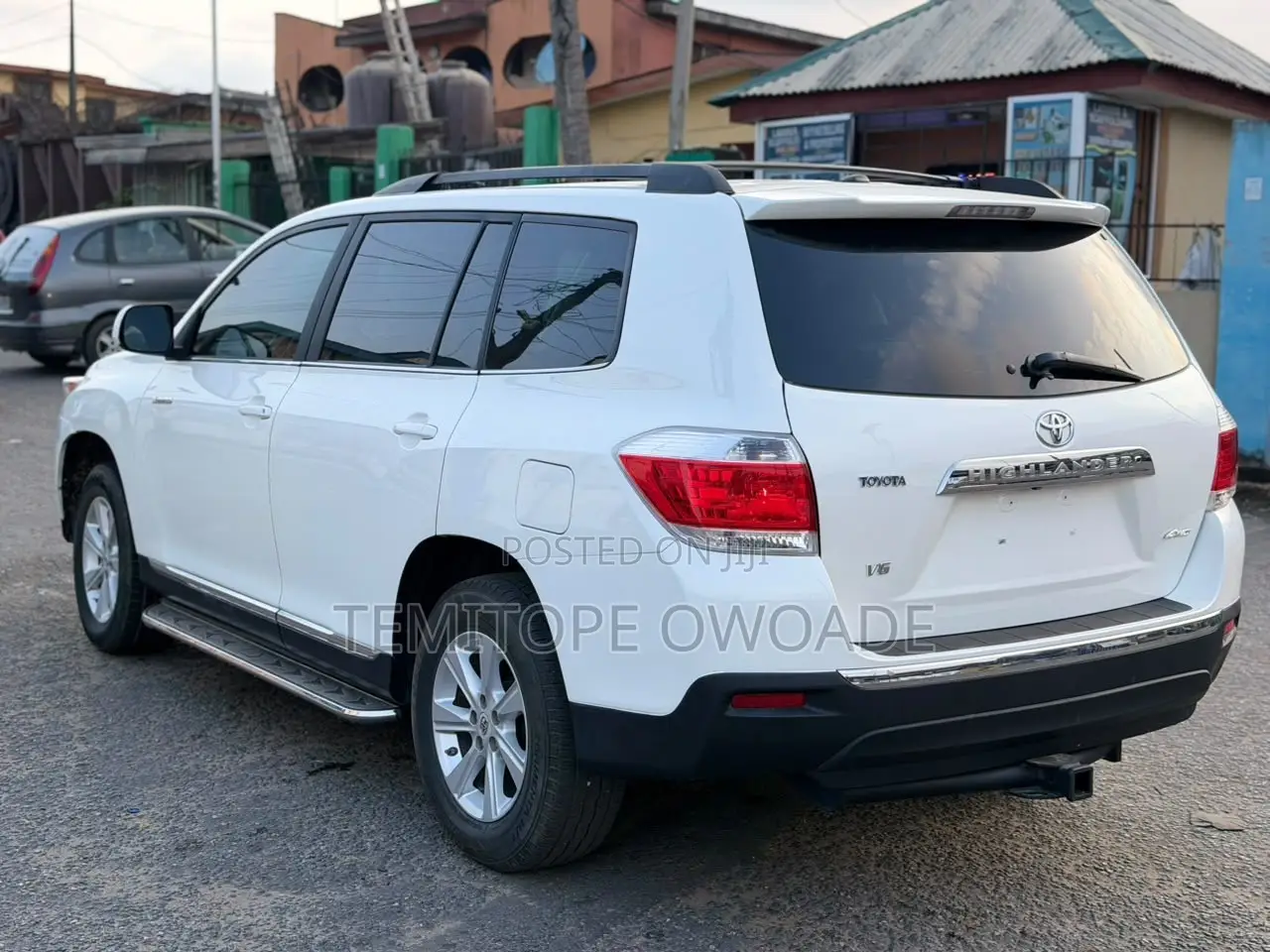 Toyota Highlander Limited 2012 White