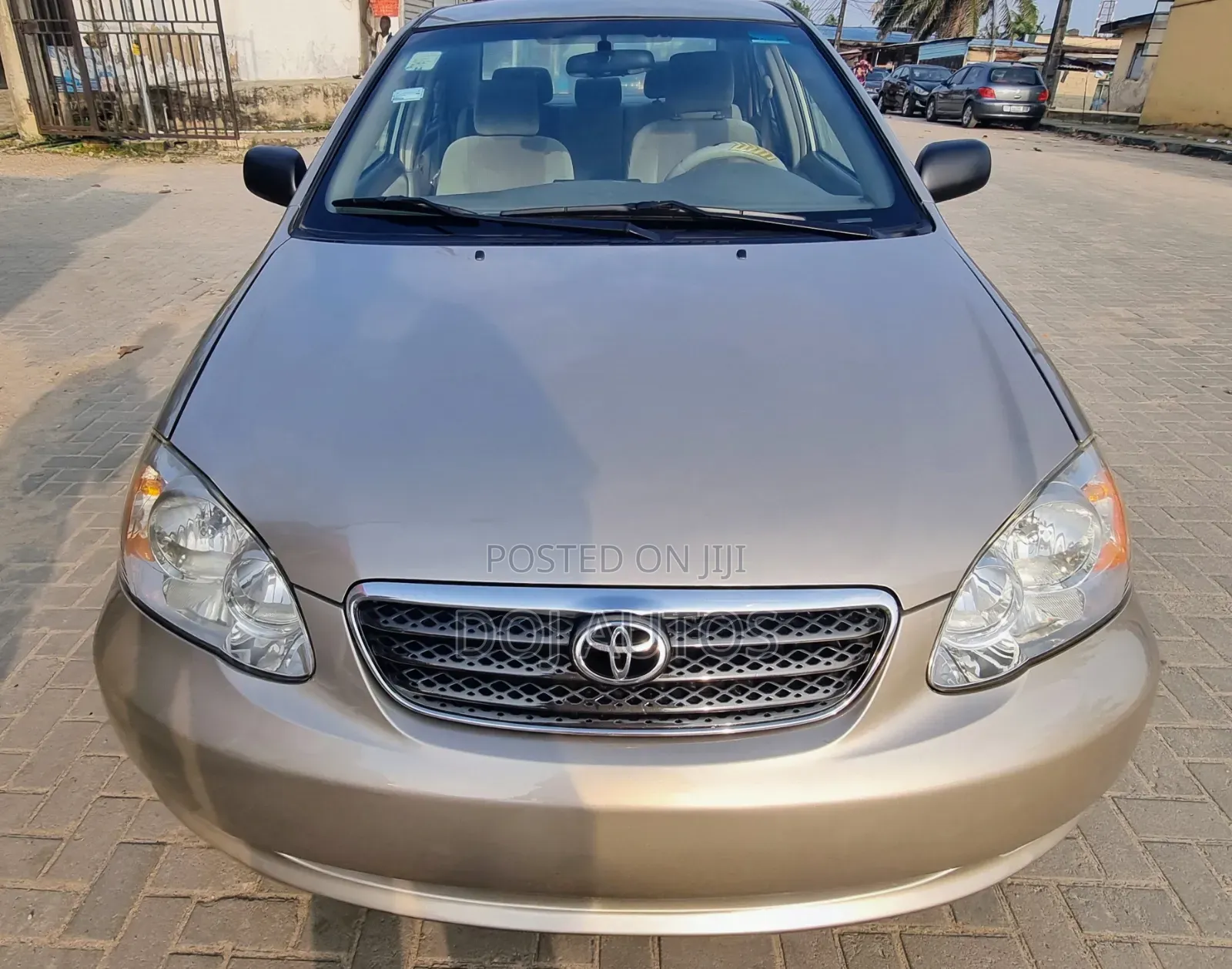 Toyota Corolla LE 2007 Gold