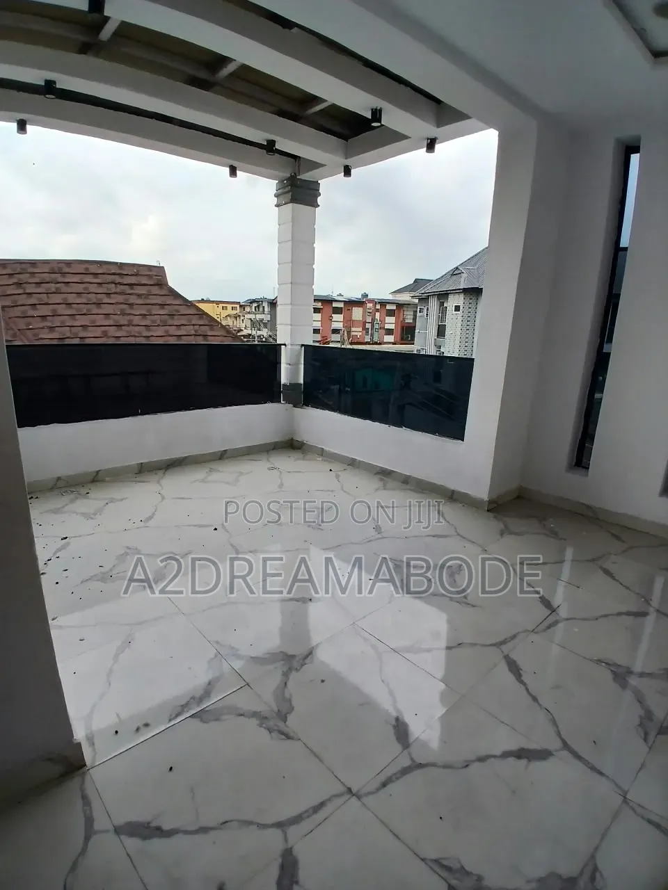4bdrm Duplex in Off Ogudu Gra for sale
