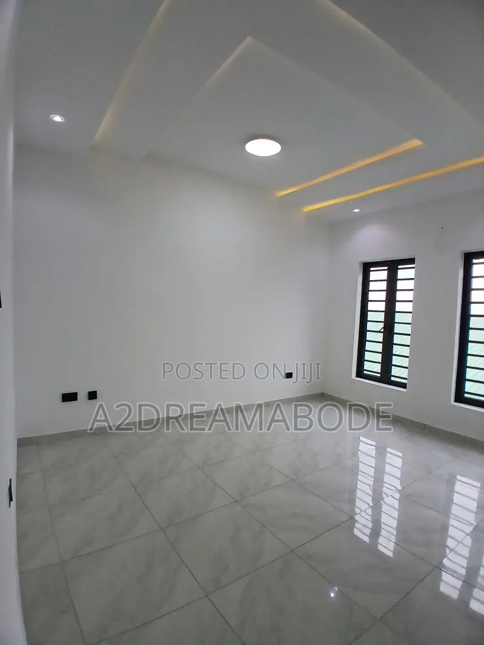 4bdrm Duplex in Ogudu Gra for sale