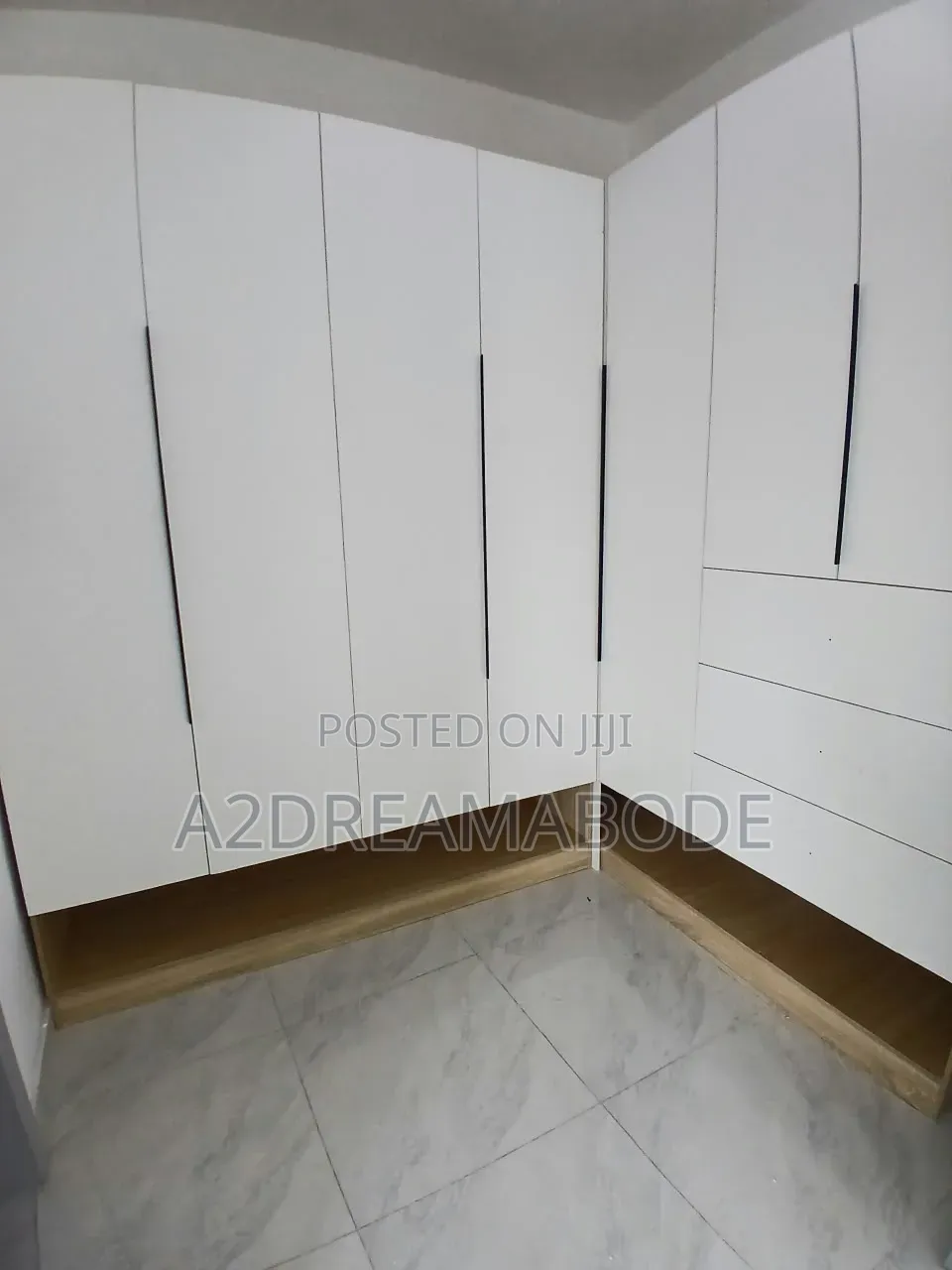 4bdrm Duplex in Ogudu Gra for sale