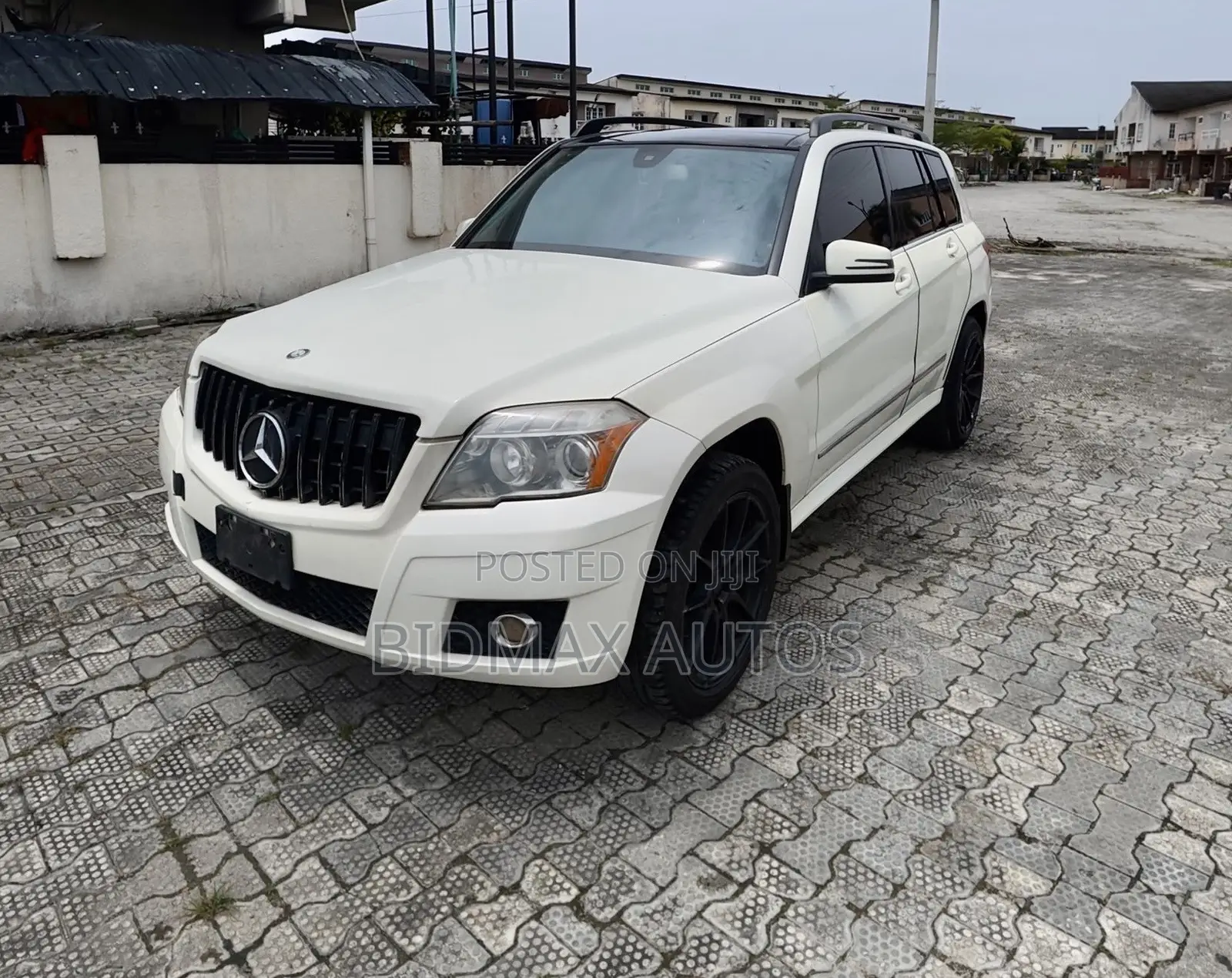 Mercedes-Benz GLK-Class 350 4MATIC 2011 White