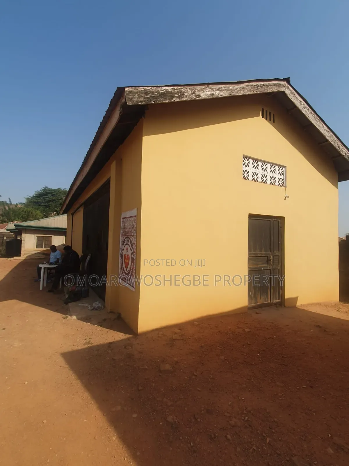Furnished 4bdrm Duplex in Adegbuyi Estate, Akure for sale