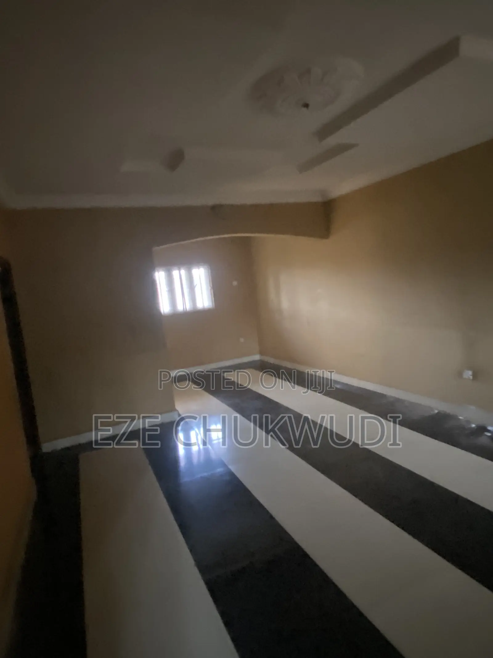 3bdrm Block of Flats in Bricks Estate, Enugu for rent