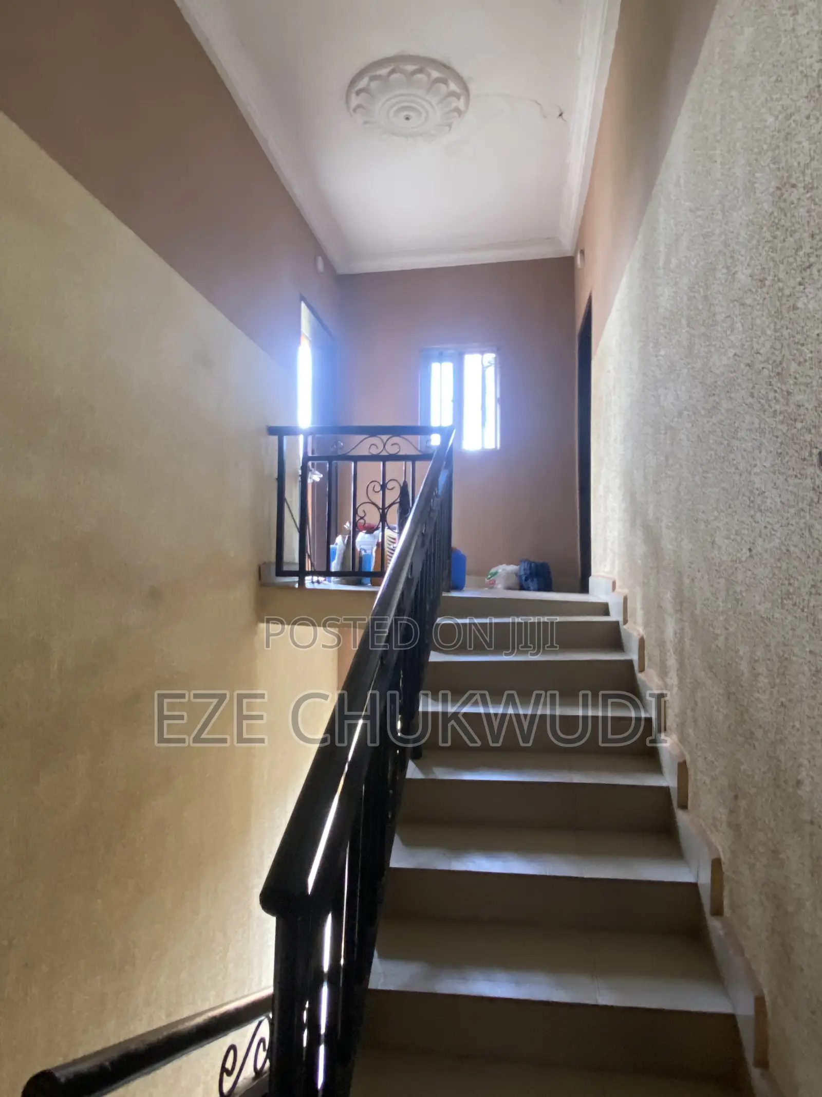 3bdrm Block of Flats in Bricks Estate, Enugu for rent