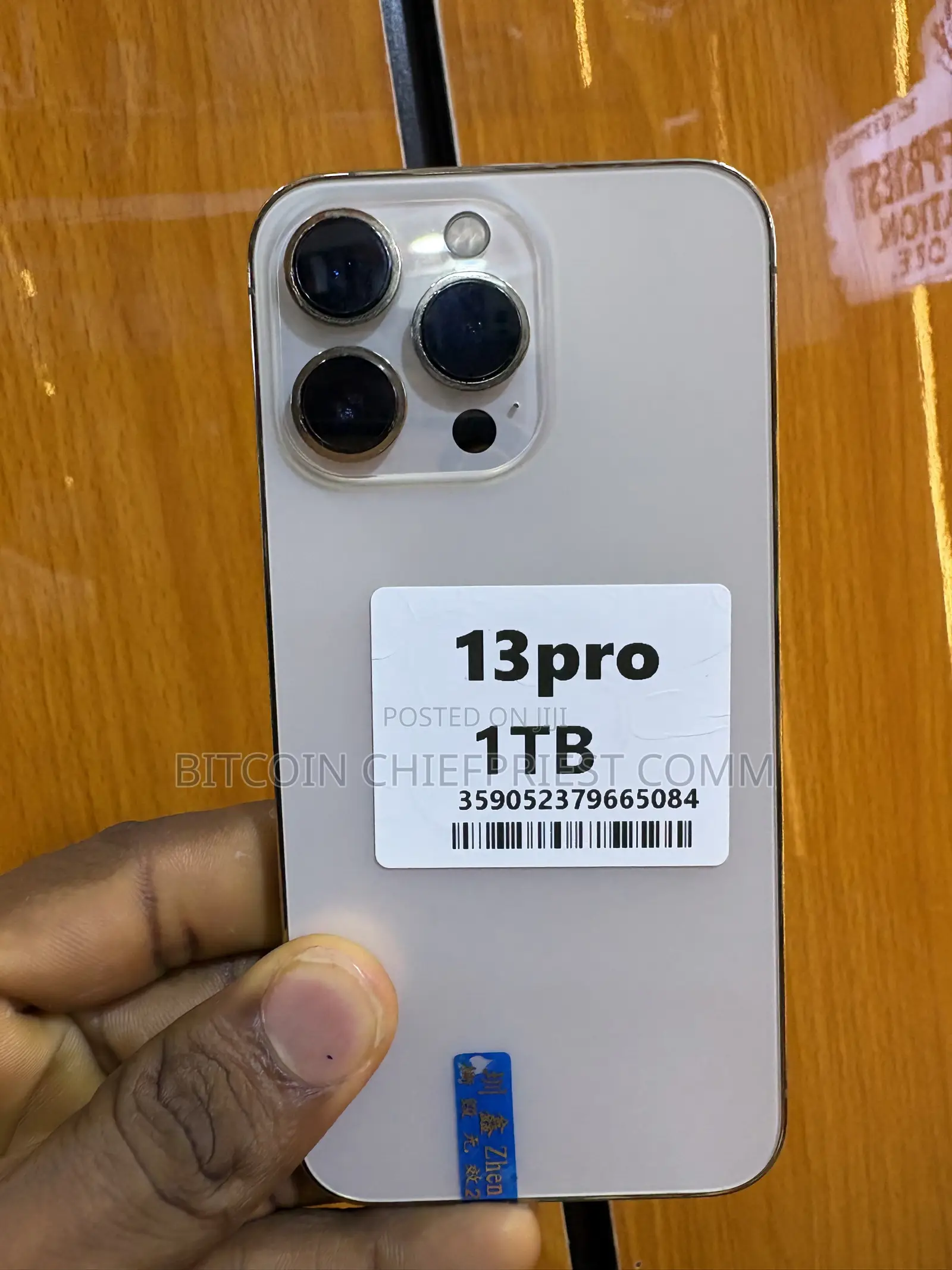 Apple iPhone 13 Pro 1 TB Gold