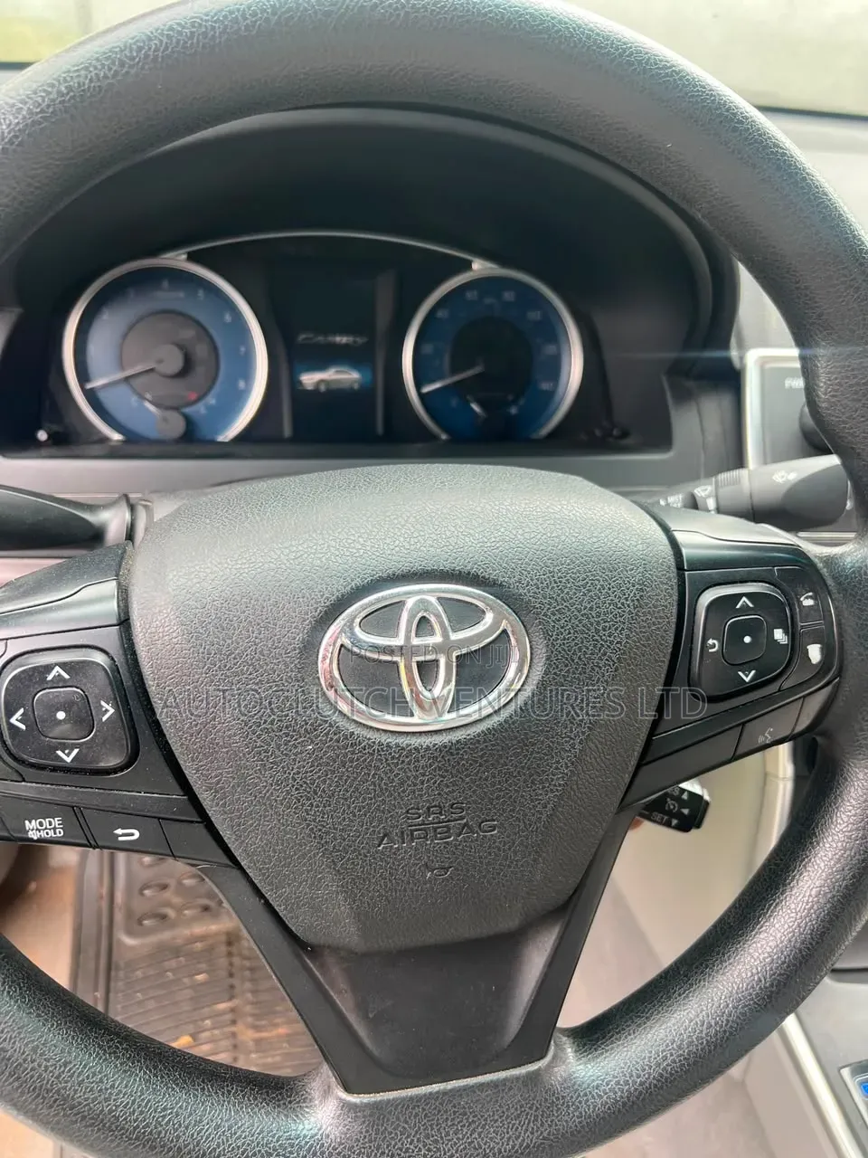 Toyota Camry LE 4dr Sedan (2.5L 4cyl 6A) 2016 Gray