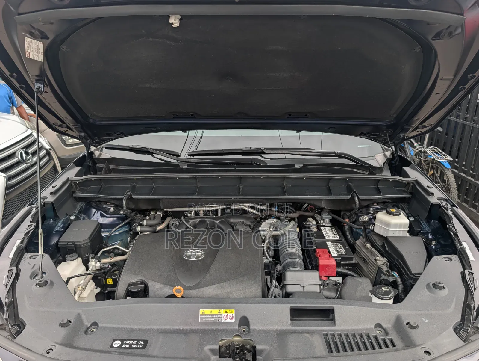 Toyota Highlander Limited 2021 Blue