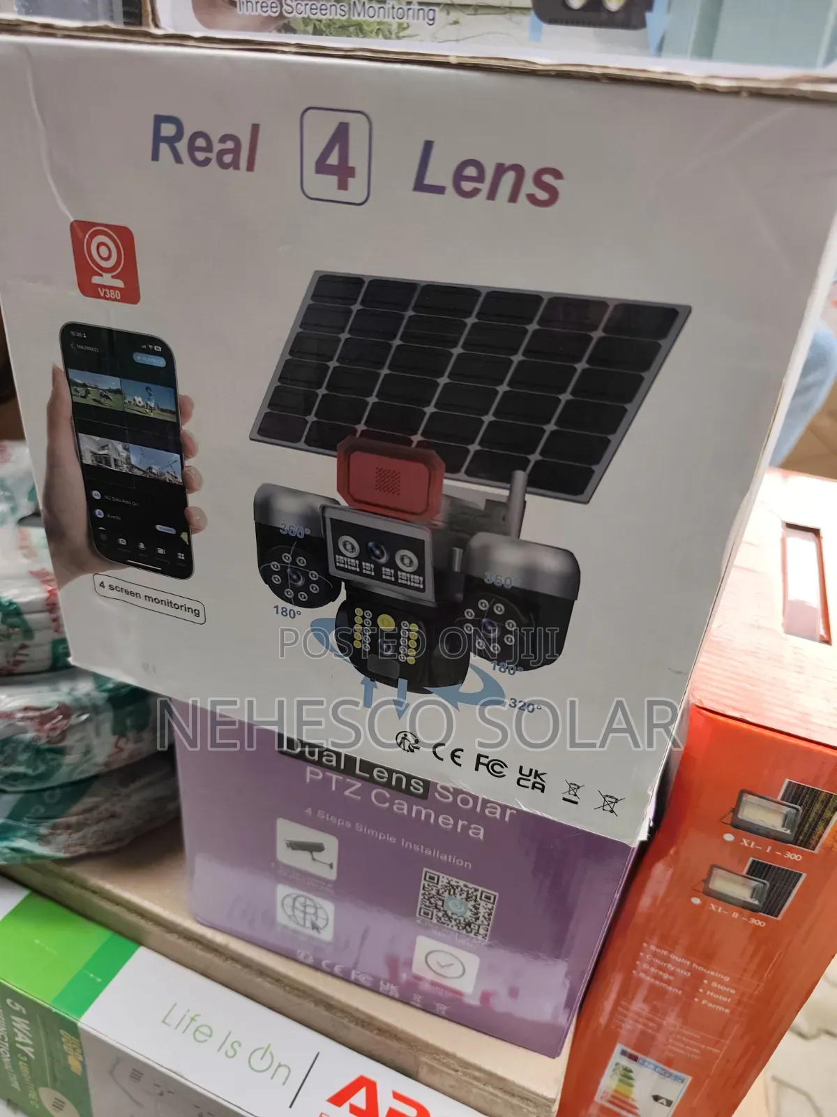 Durable 4-Lens Solar PTZ Camera With 3-Way Auto Rotation