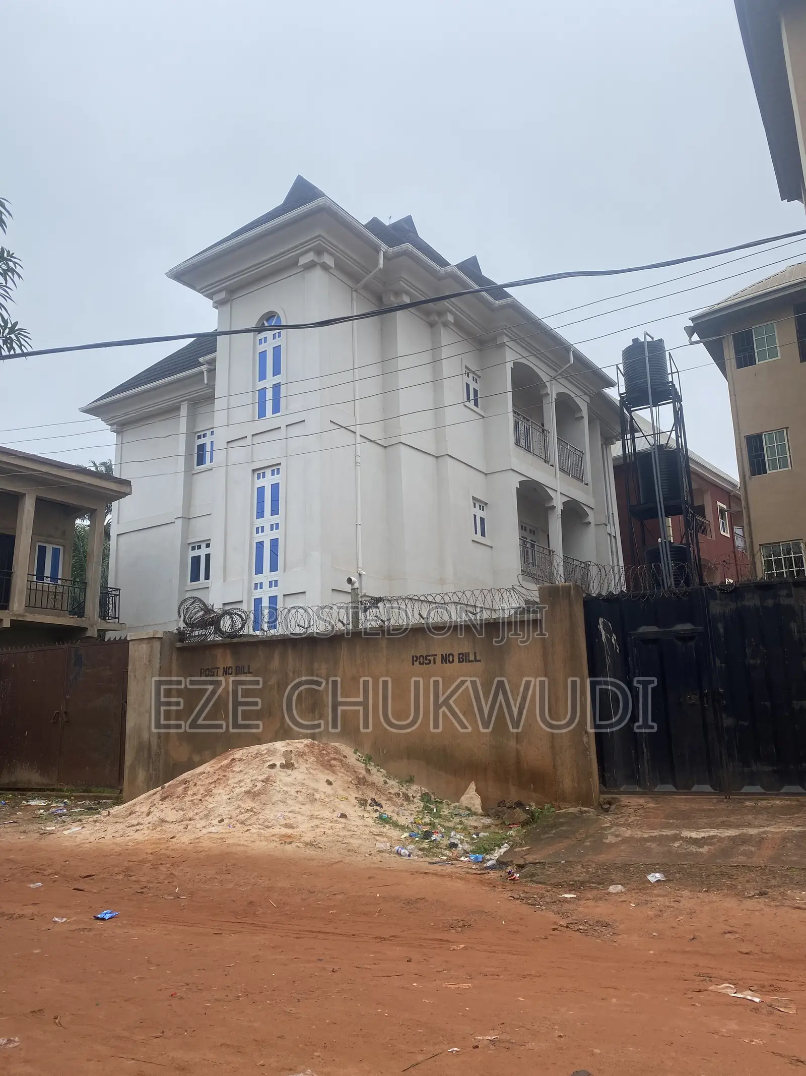 3bdrm Block of Flats in Onuiyi, Enugu for rent