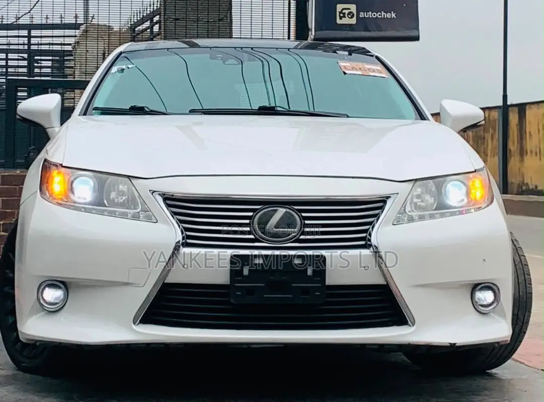 Lexus ES 350 Crafted Line FWD 2015 White