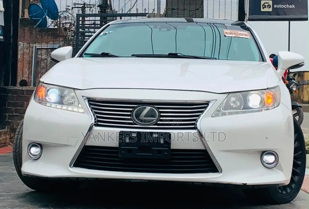 Lexus ES 350 Crafted Line FWD 2015 White